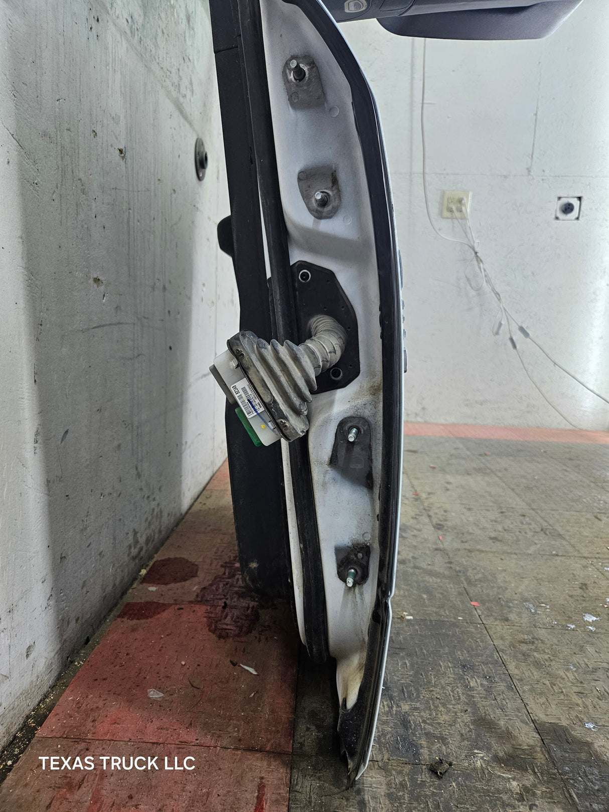 2009-2018 Dodge Ram 4th Gen Driver Side Front Quad Cab Door 1500 2500 3500 4500 5500