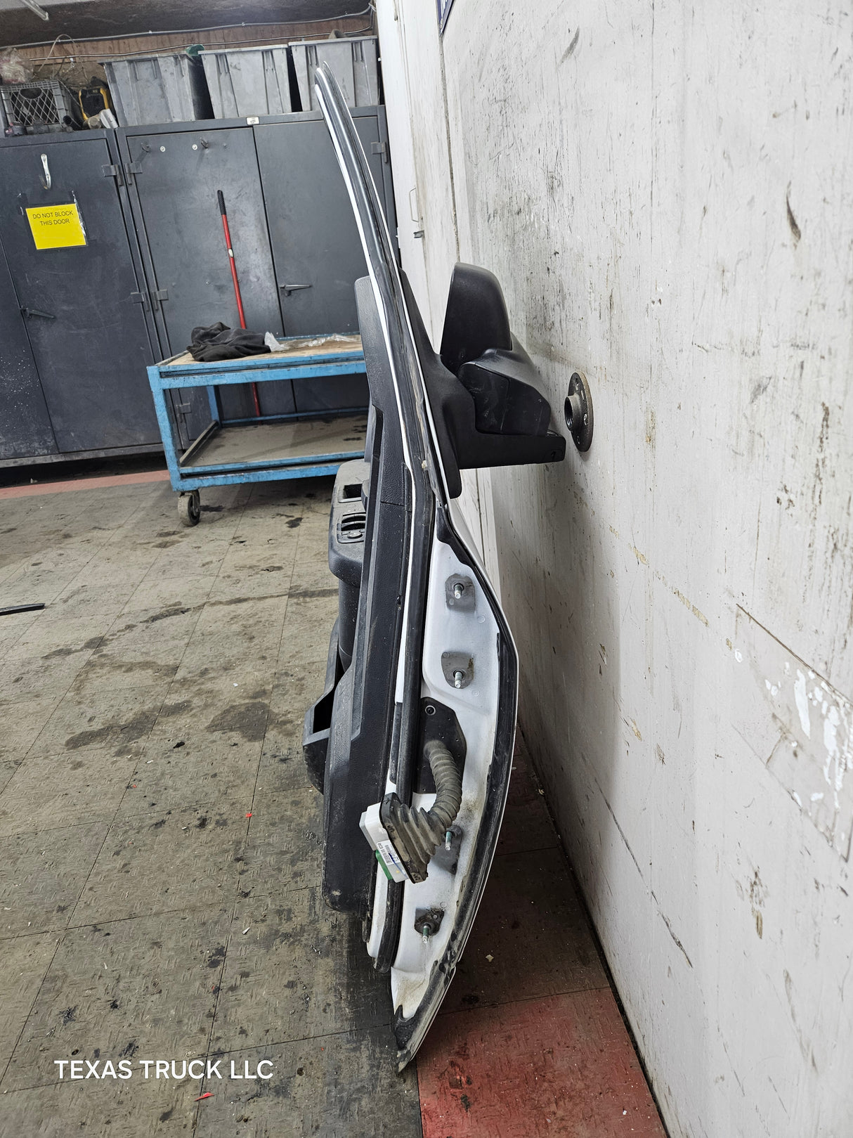 2009-2018 Dodge Ram 4th Gen Driver Side Front Quad Cab Door 1500 2500 3500 4500 5500