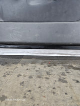 1999-2006 Chevrolet Silverado / GMC Sierra 1500 2500 3500 HD Front Passenger side Door RH