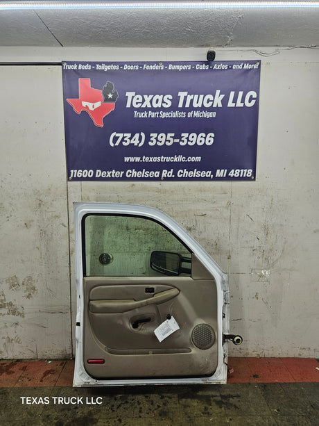 1999-2006 Chevrolet Silverado / GMC Sierra 1500 2500 3500 HD Front Driver Side Door LH