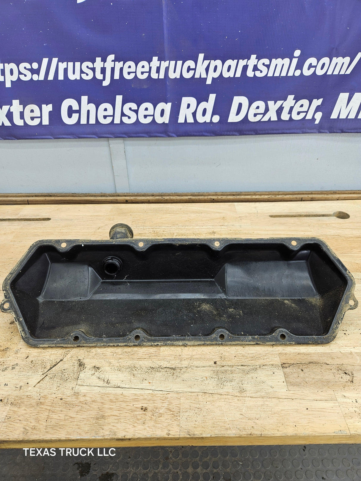 1999-2003 7.3L Power Stroke Passenger Side Valve Cover Rust Free