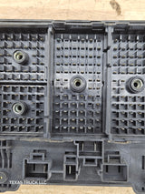 1999-2002 Chevrolet Silverado / GMC Sierra 1500 Engine Bay Fuse Box