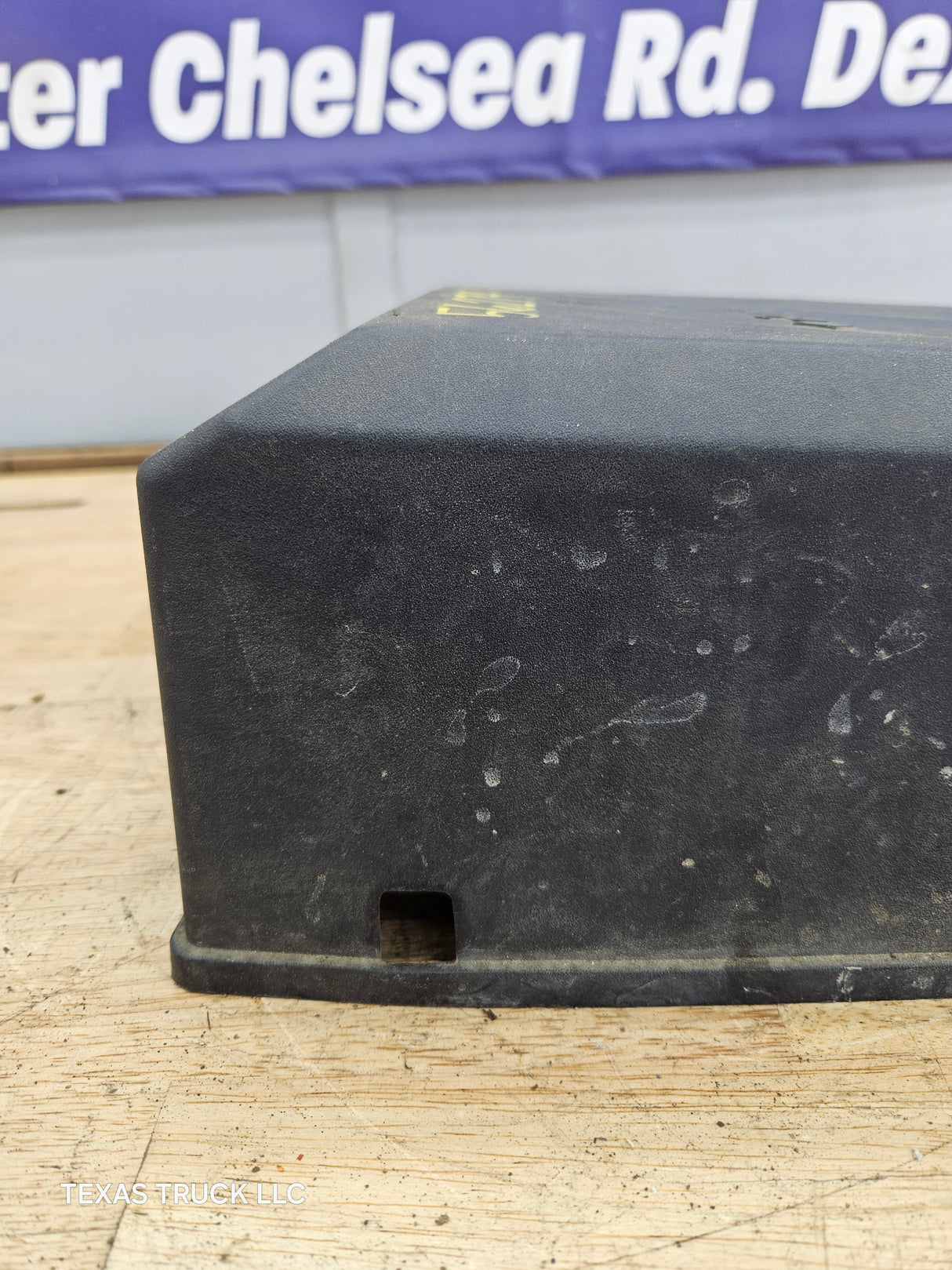 2007-2014 Chevrolet Silverado / GMC Sierra Fuse Box Cover Lid Engine Bay 15899830