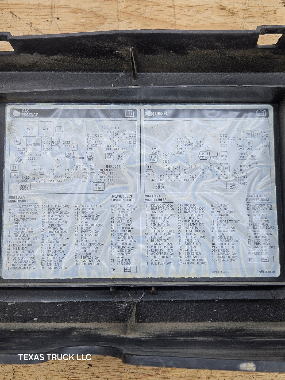 2007-2014 Chevrolet Silverado / GMC Sierra Fuse Box Cover Lid Engine Bay 15899830