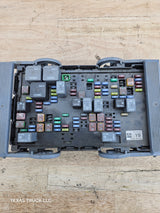 2010-2013 Chevrolet Silverado / GMC Sierra 1500 2500 3500 Engine Bay Fuse Box