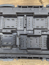 2007-2009 Chevrolet Silverado / GMC Sierra 1500 2500 3500 Engine Bay Fuse Box