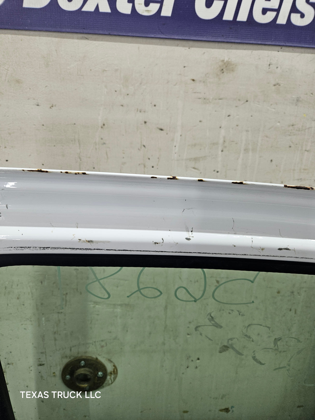 1999-2006 Chevrolet Silverado / GMC Sierra 1500 2500 3500 HD Front Driver Side Door LH