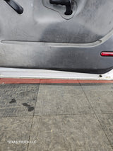 1999-2006 Chevrolet Silverado / GMC Sierra 1500 2500 3500 HD Front Passenger side Door RH
