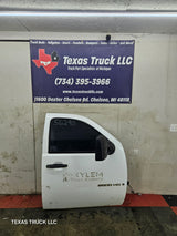 2007-2013 Chevrolet Silverado / GMC Sierra 1500 2500 3500 HD RH Front Passenger Side Door
