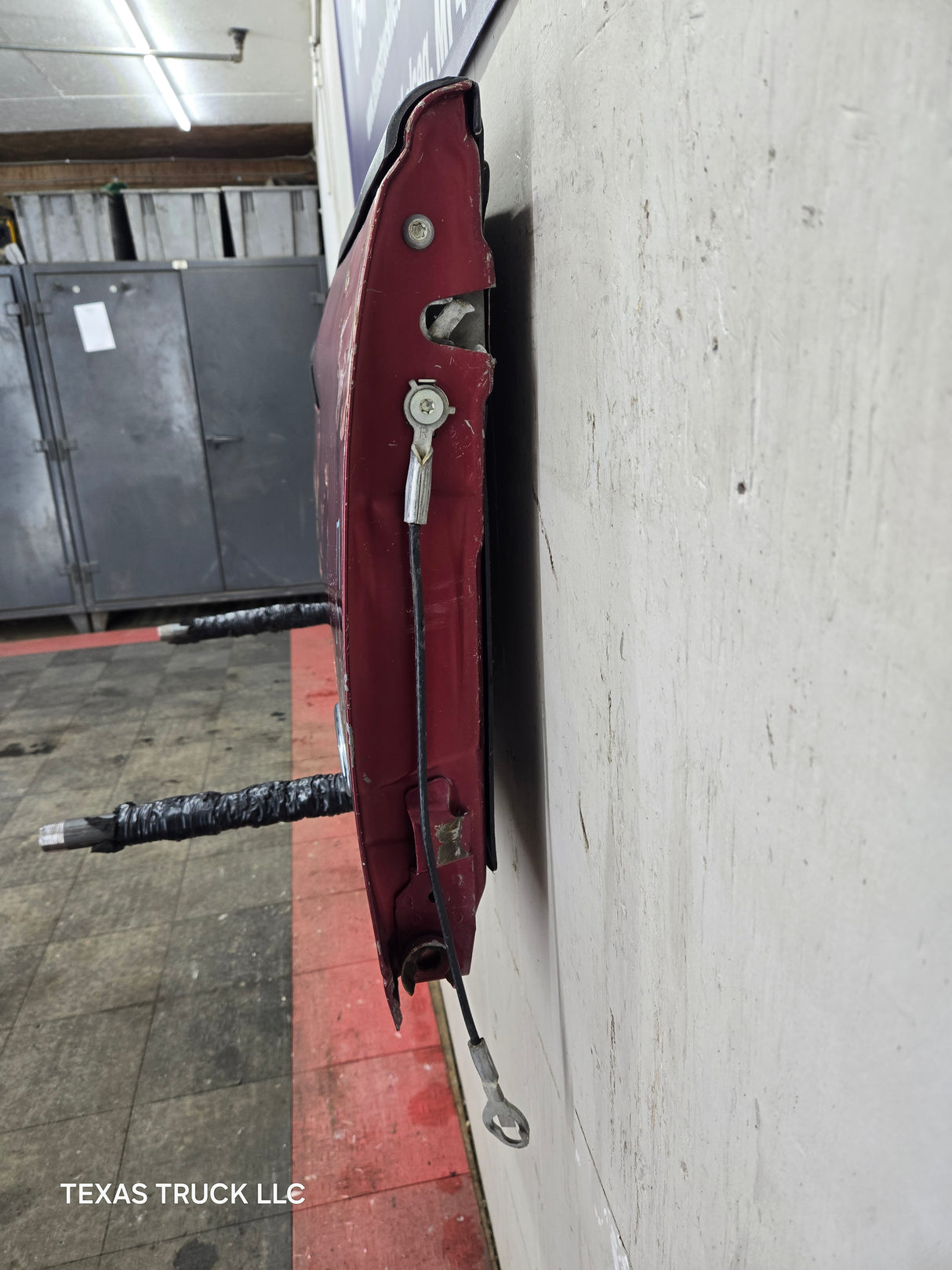 1997-2003 F150 / 1999-2007 Ford F250 F350 F450 F550 Super Duty Tailgate