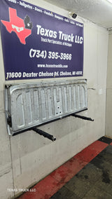 2007-2013 Chevrolet Silverado / GMC Sierra 1500 2500 3500 HD Tailgate