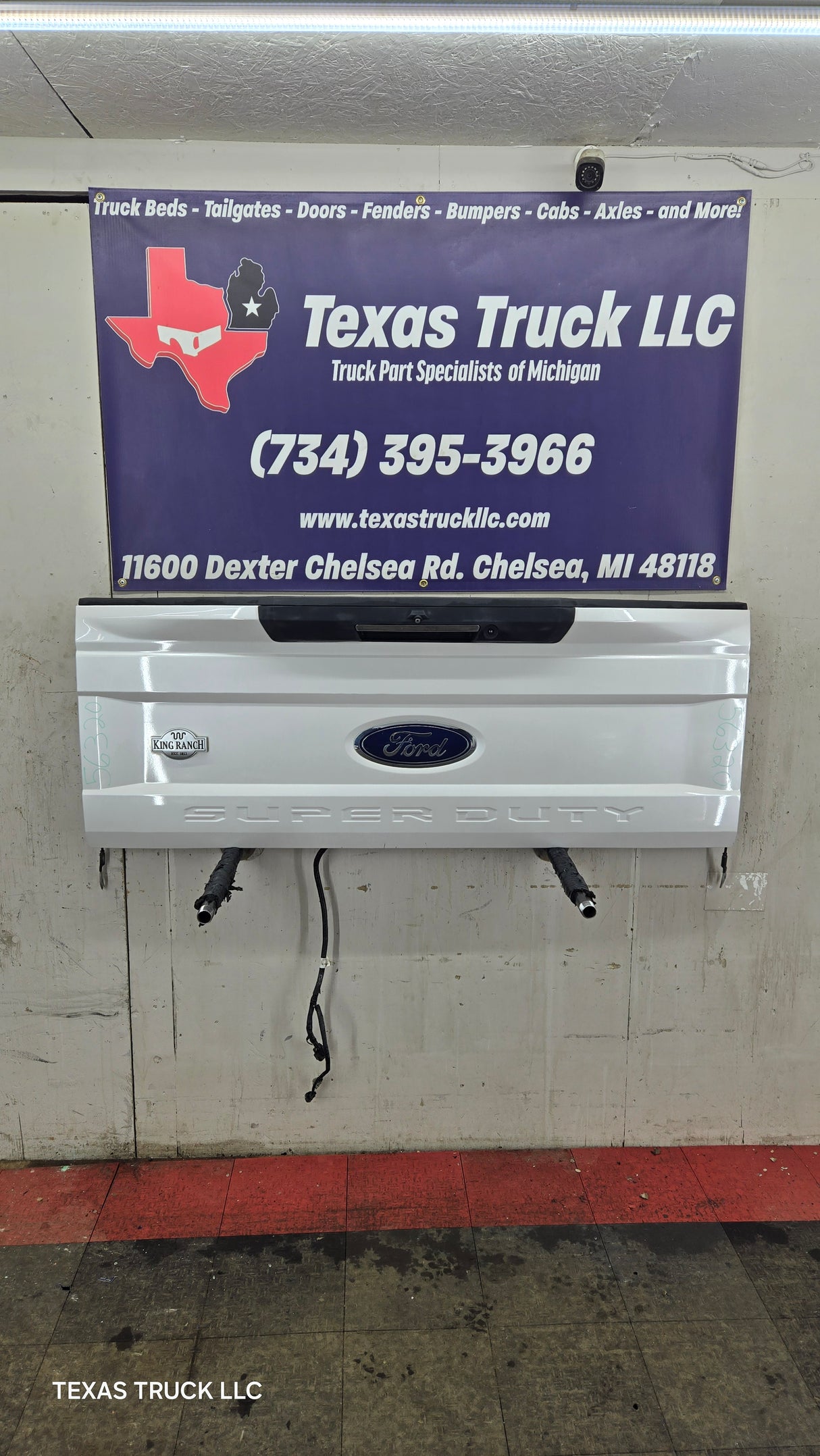 2017-2022 Ford Super Duty F250 F350 F450 F550 King Ranch Tailgate W/Step