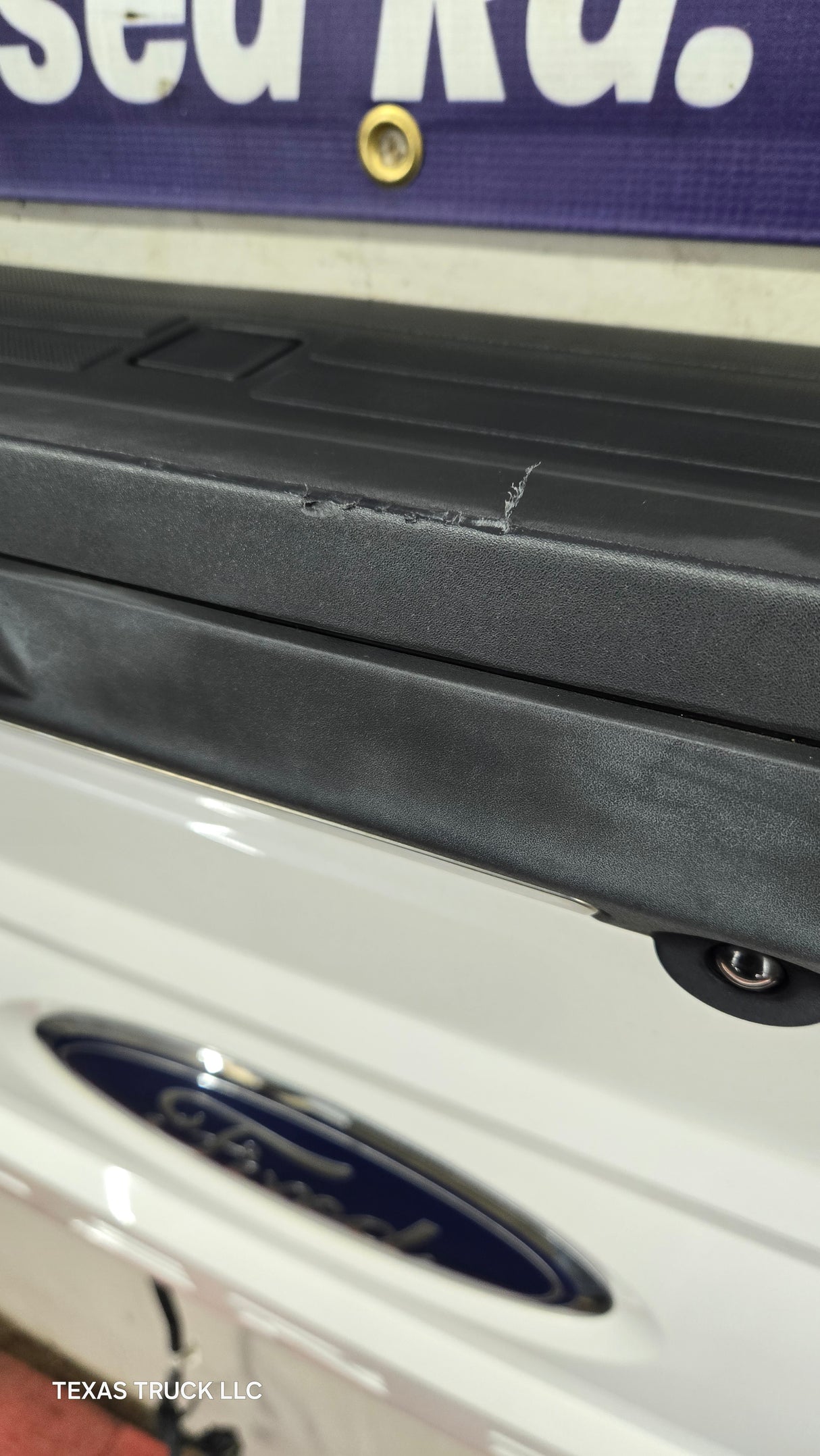 2017-2022 Ford Super Duty F250 F350 F450 F550 King Ranch Tailgate W/Step