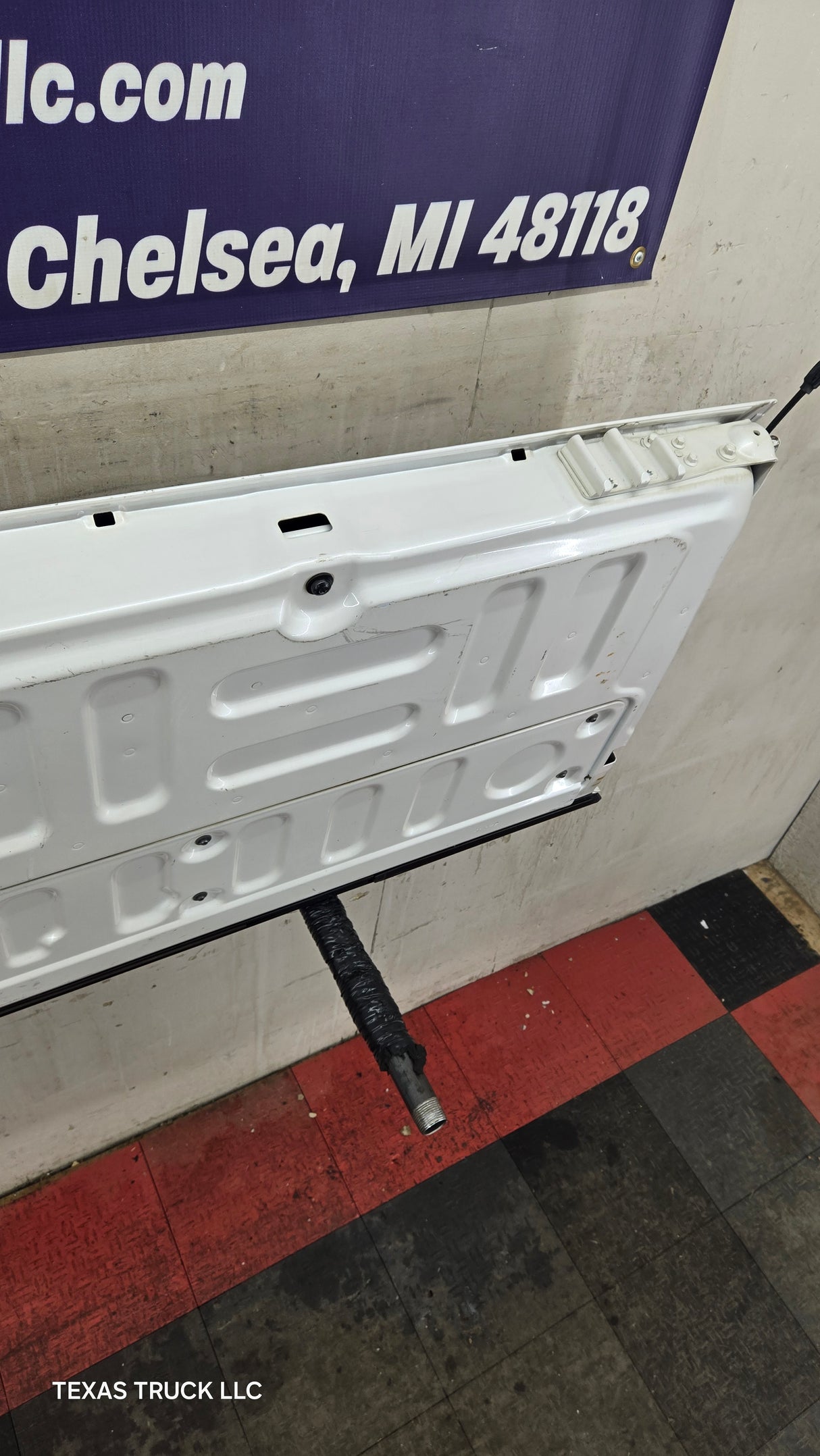2017-2022 Ford Super Duty F250 F350 F450 F550 King Ranch Tailgate W/Step