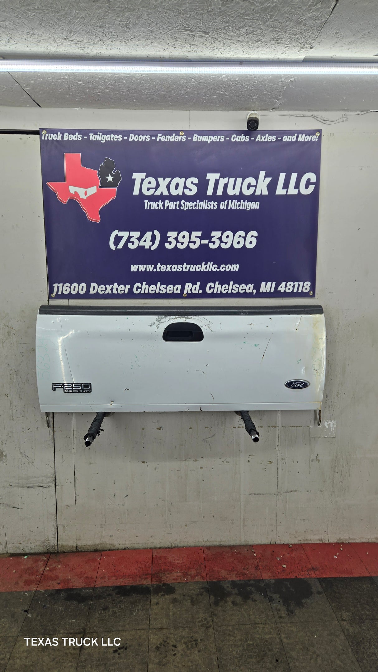 1997-2003 F150 / 1999-2007 Ford Super Duty Tailgate F250 F350 F450 F550