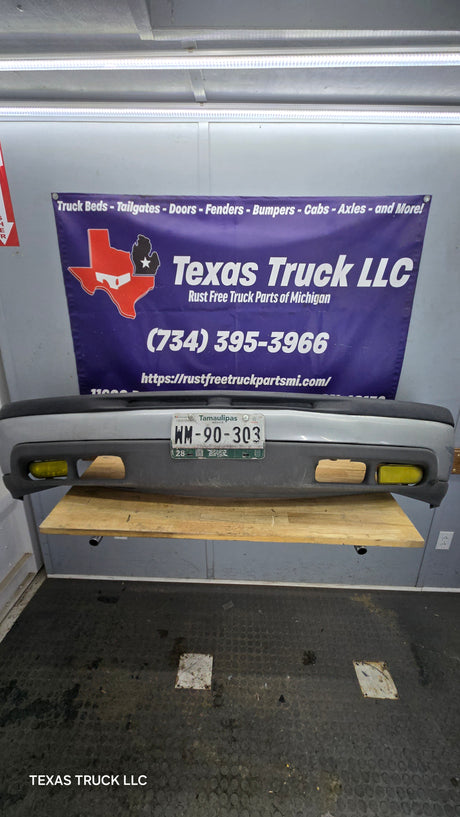 2003-2007 Chevrolet Silverado 1500 'Cateye' Front Bumper - Chrome