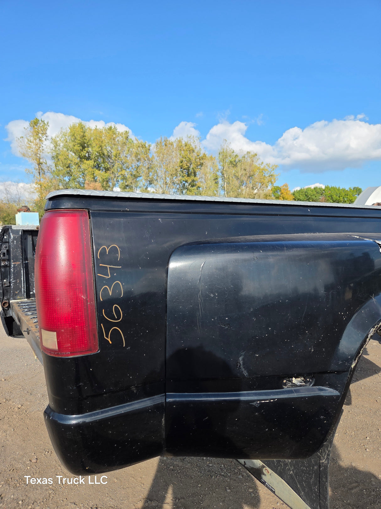 1988-2000 Chevrolet Silverado / GMC Sierra 3500 OBS 8' Dually Truck Bed - Black
