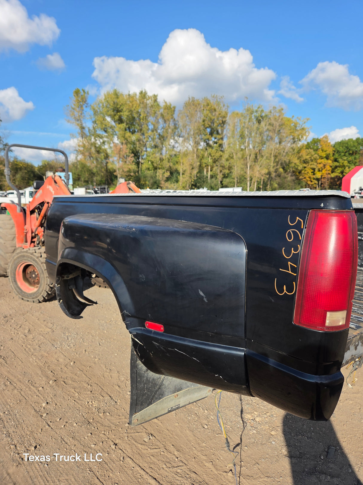 1988-2000 Chevrolet Silverado / GMC Sierra 3500 OBS 8' Dually Truck Bed - Black