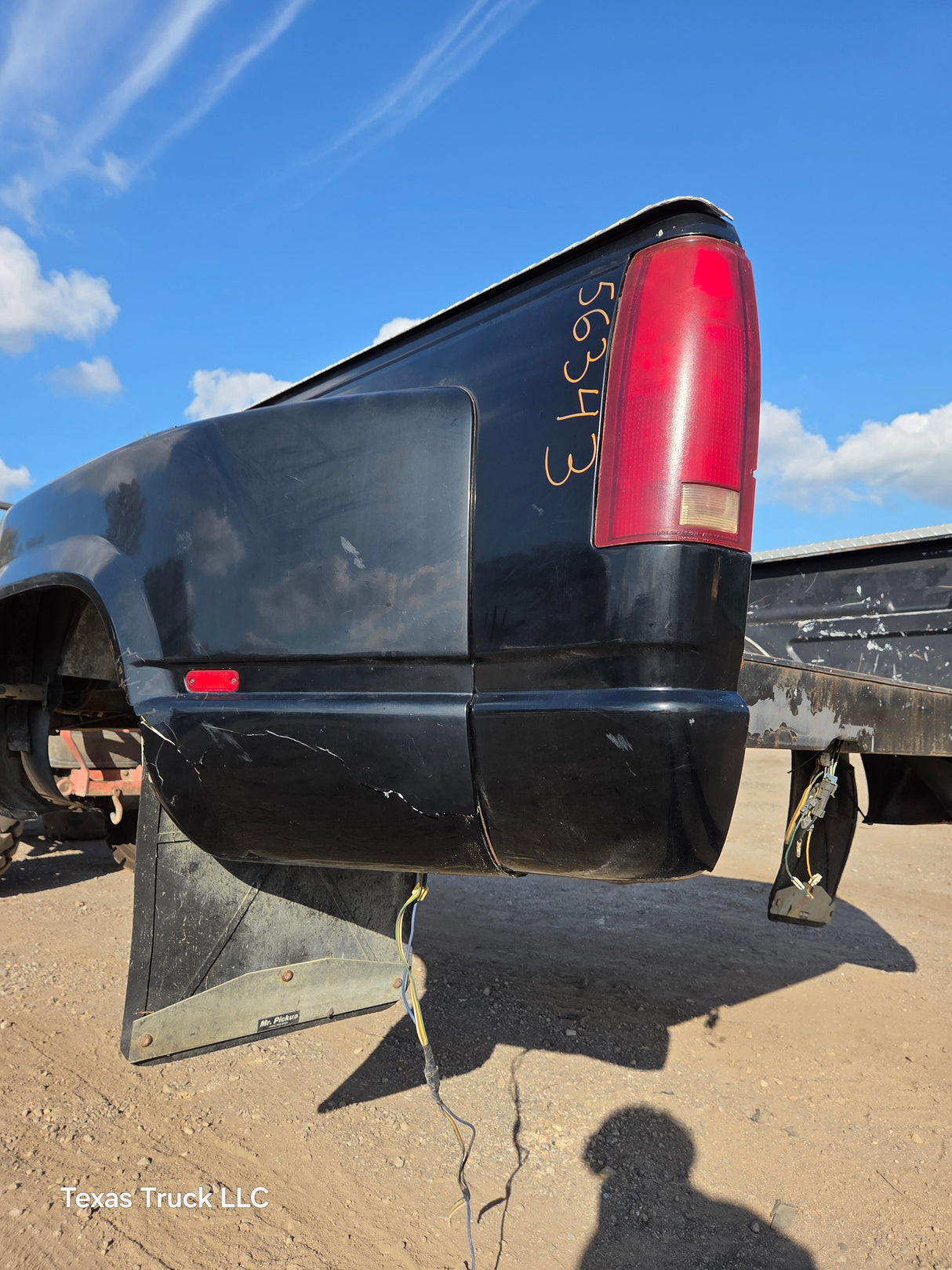 1988-2000 Chevrolet Silverado / GMC Sierra 3500 OBS 8' Dually Truck Bed - Black