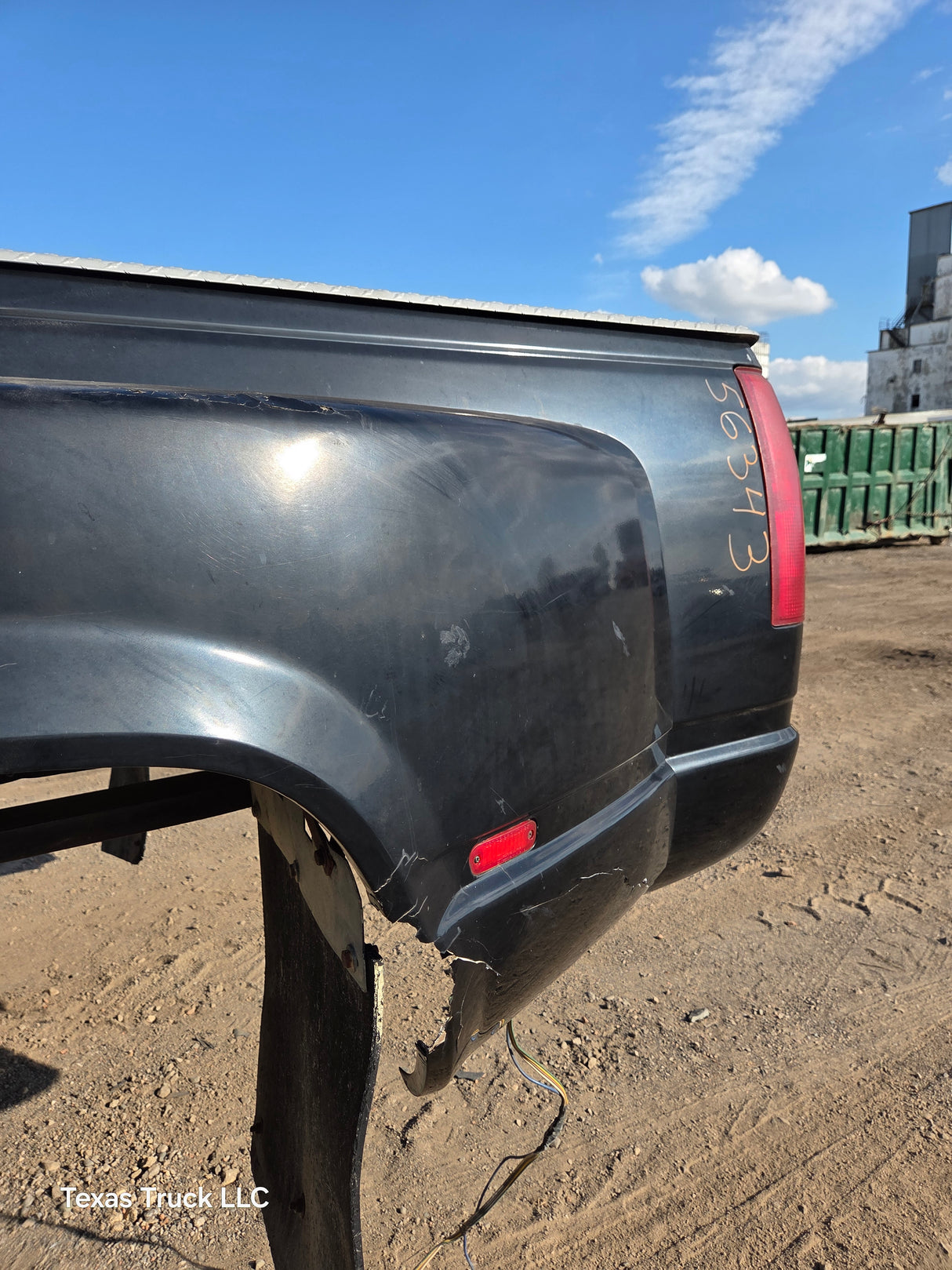 1988-2000 Chevrolet Silverado / GMC Sierra 3500 OBS 8' Dually Truck Bed - Black