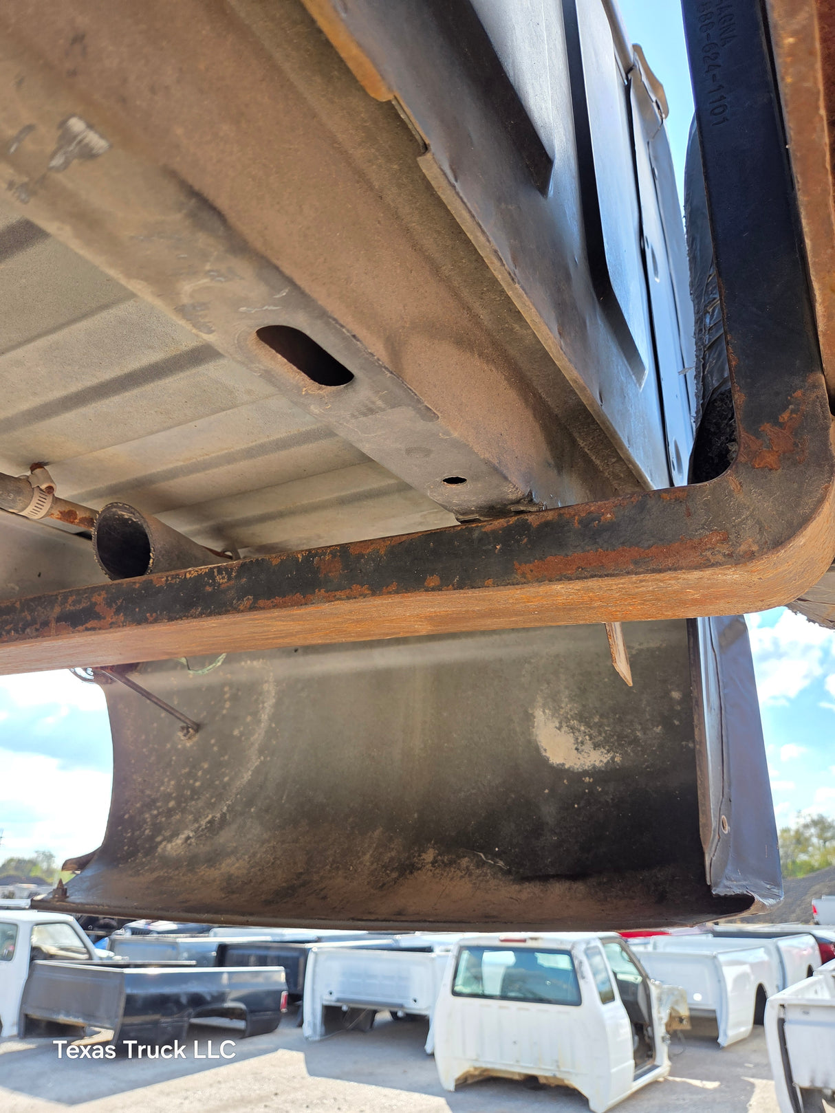 1988-2000 Chevrolet Silverado / GMC Sierra 3500 OBS 8' Dually Truck Bed - Black