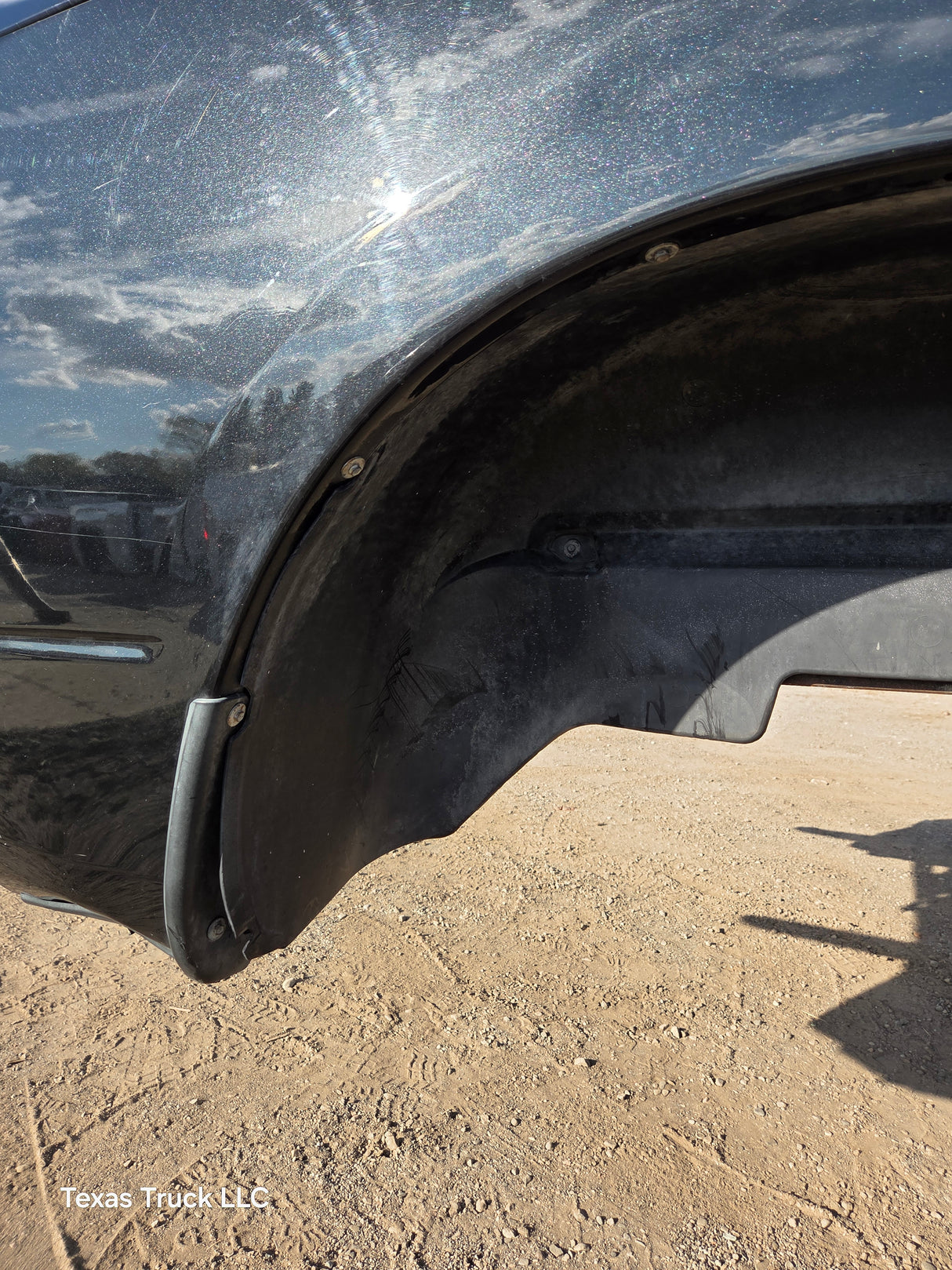 2009-2018 Dodge Ram 4th gen 1500 5' 7" Short Truck Bed "Rambox" Ram Box - Pearl Black