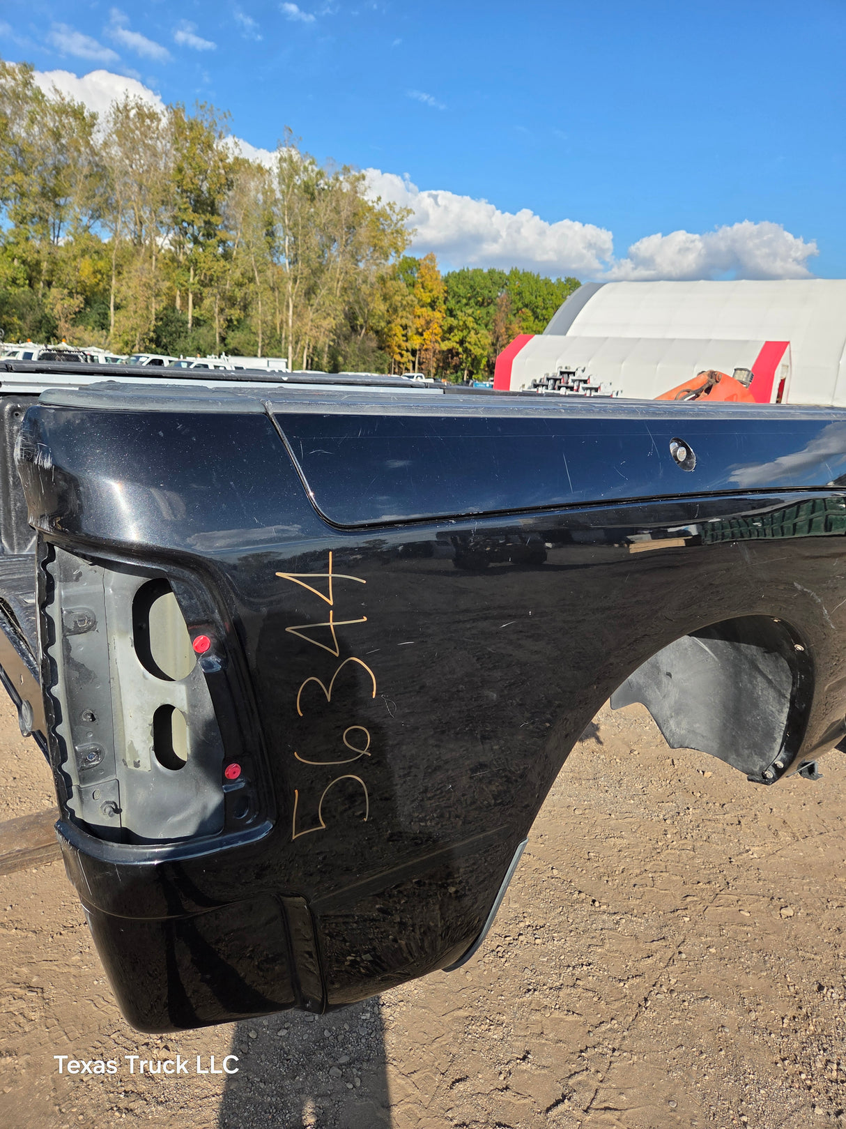 2009-2018 Dodge Ram 4th gen 1500 5' 7" Short Truck Bed "Rambox" Ram Box - Pearl Black