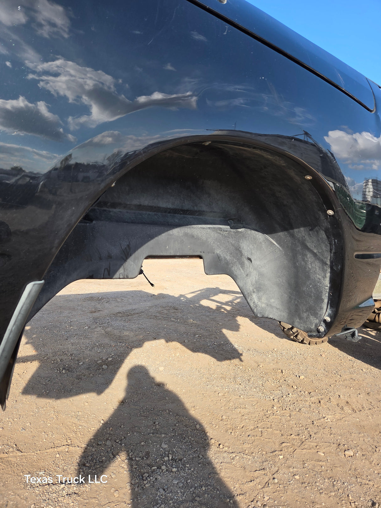 2009-2018 Dodge Ram 4th gen 1500 5' 7" Short Truck Bed "Rambox" Ram Box - Pearl Black