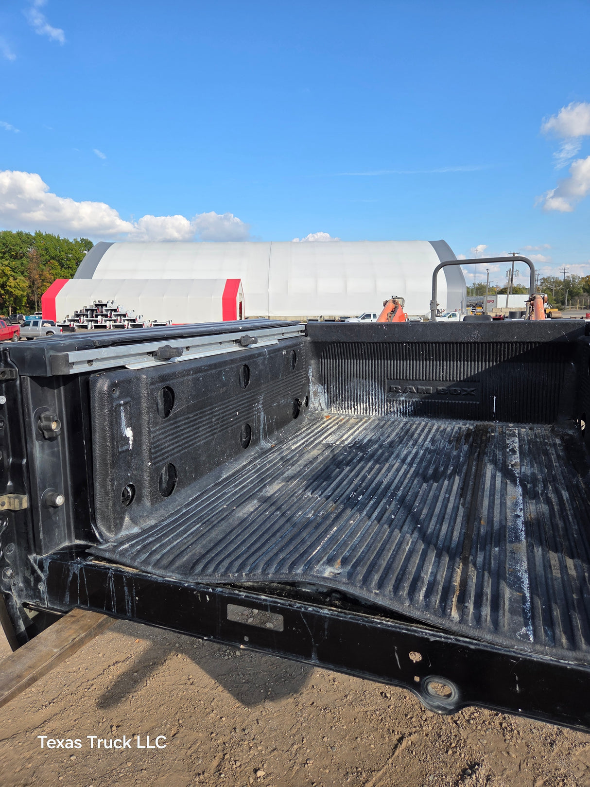 2009-2018 Dodge Ram 4th gen 1500 5' 7" Short Truck Bed "Rambox" Ram Box - Pearl Black