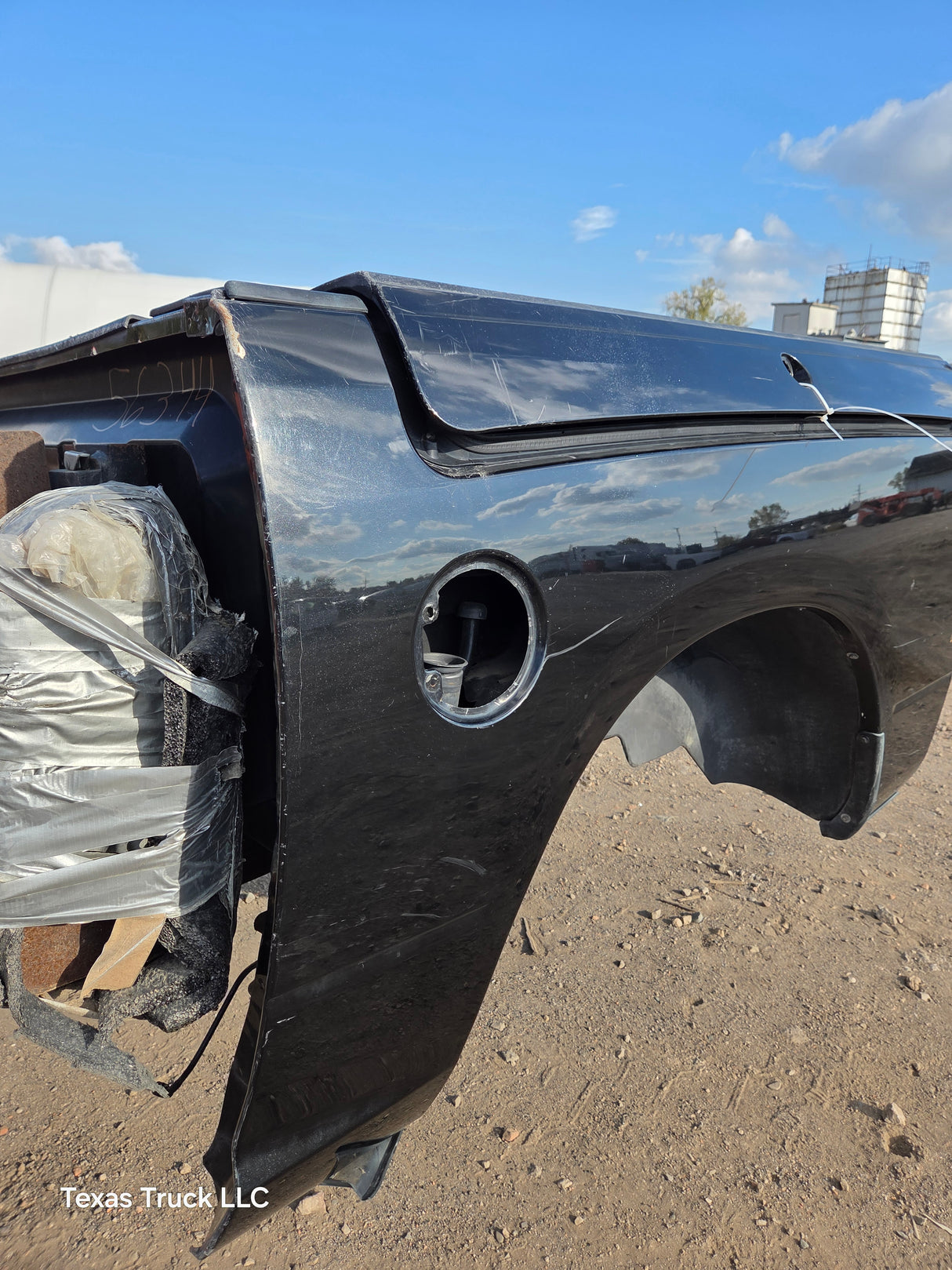 2009-2018 Dodge Ram 4th gen 1500 5' 7" Short Truck Bed "Rambox" Ram Box - Pearl Black
