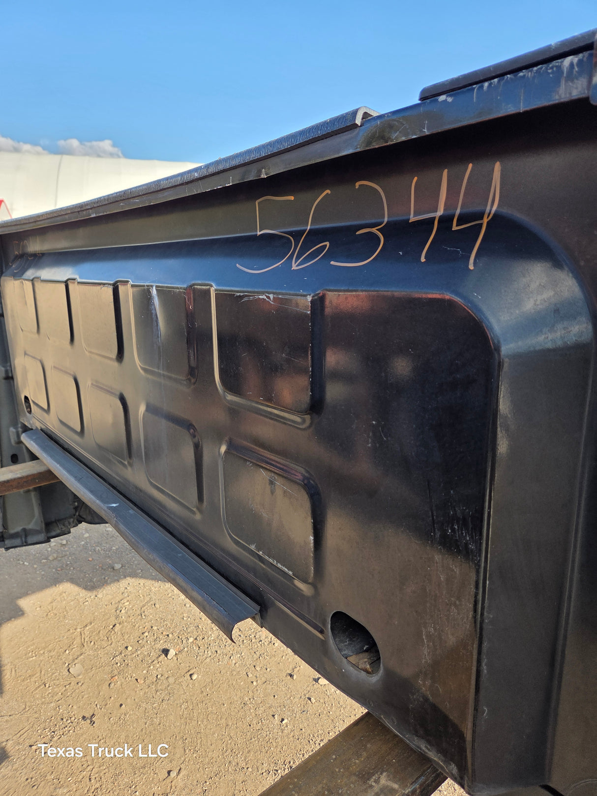 2009-2018 Dodge Ram 4th gen 1500 5' 7" Short Truck Bed "Rambox" Ram Box - Pearl Black