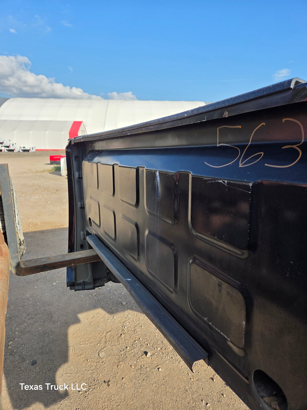 2009-2018 Dodge Ram 4th gen 1500 5' 7" Short Truck Bed "Rambox" Ram Box - Pearl Black