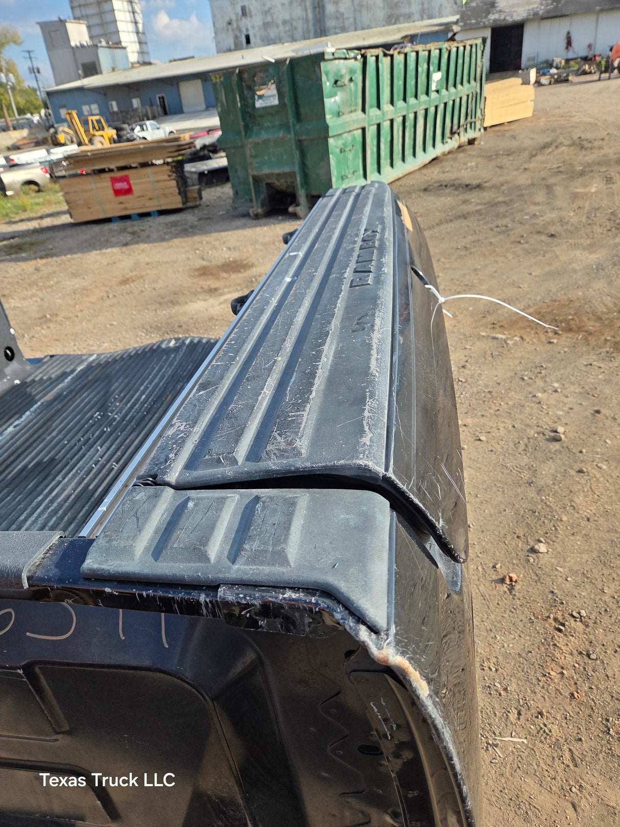 2009-2018 Dodge Ram 4th gen 1500 5' 7" Short Truck Bed "Rambox" Ram Box - Pearl Black