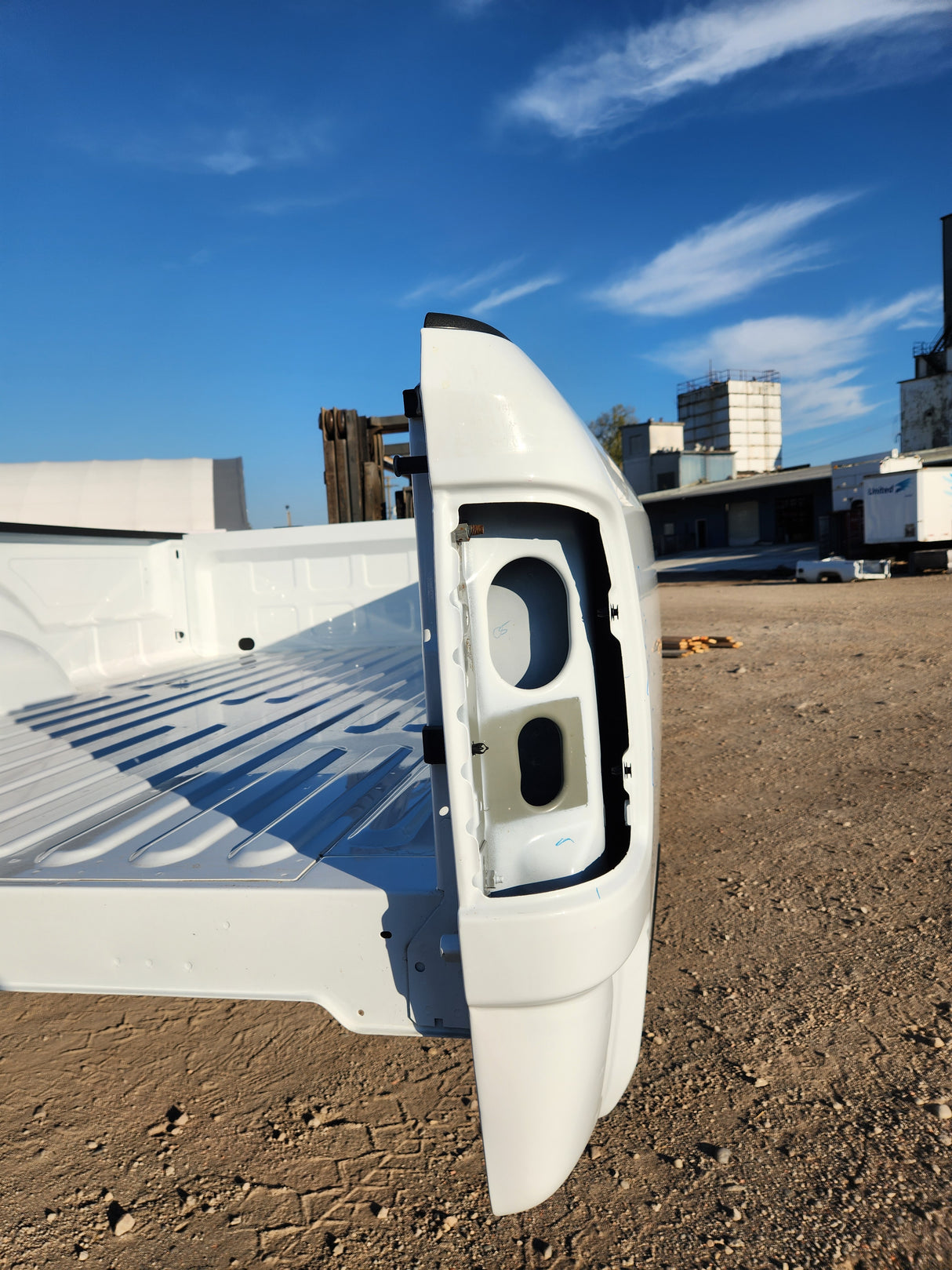 2009-2018 Dodge Ram 4th Gen 1500 2500 3500 8' Long Truck Bed - Bright White