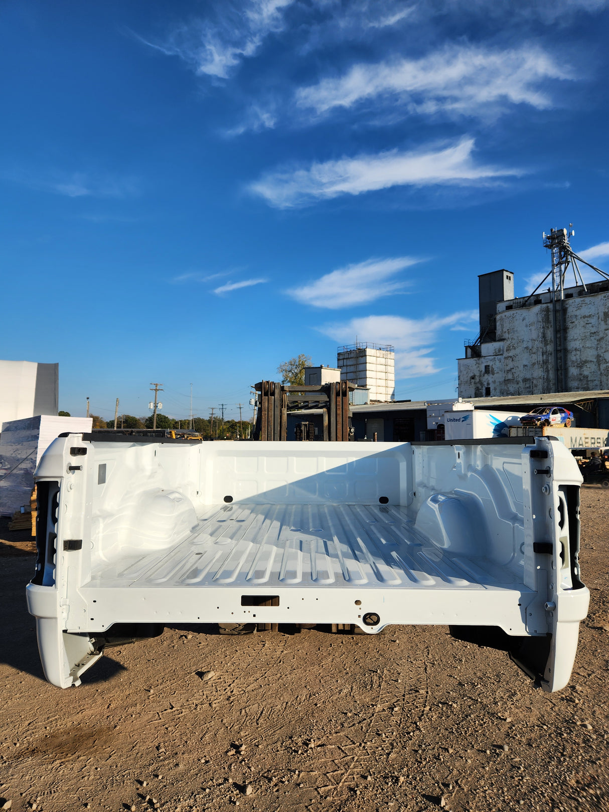 2009-2018 Dodge Ram 4th Gen 1500 2500 3500 8' Long Truck Bed - Bright White