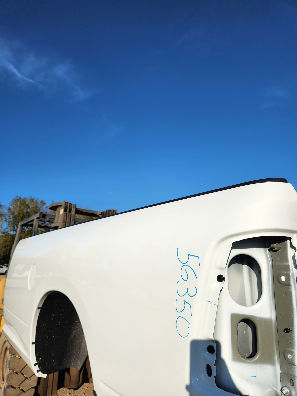 2009-2018 Dodge Ram 4th Gen 1500 2500 3500 8' Long Truck Bed - Bright White