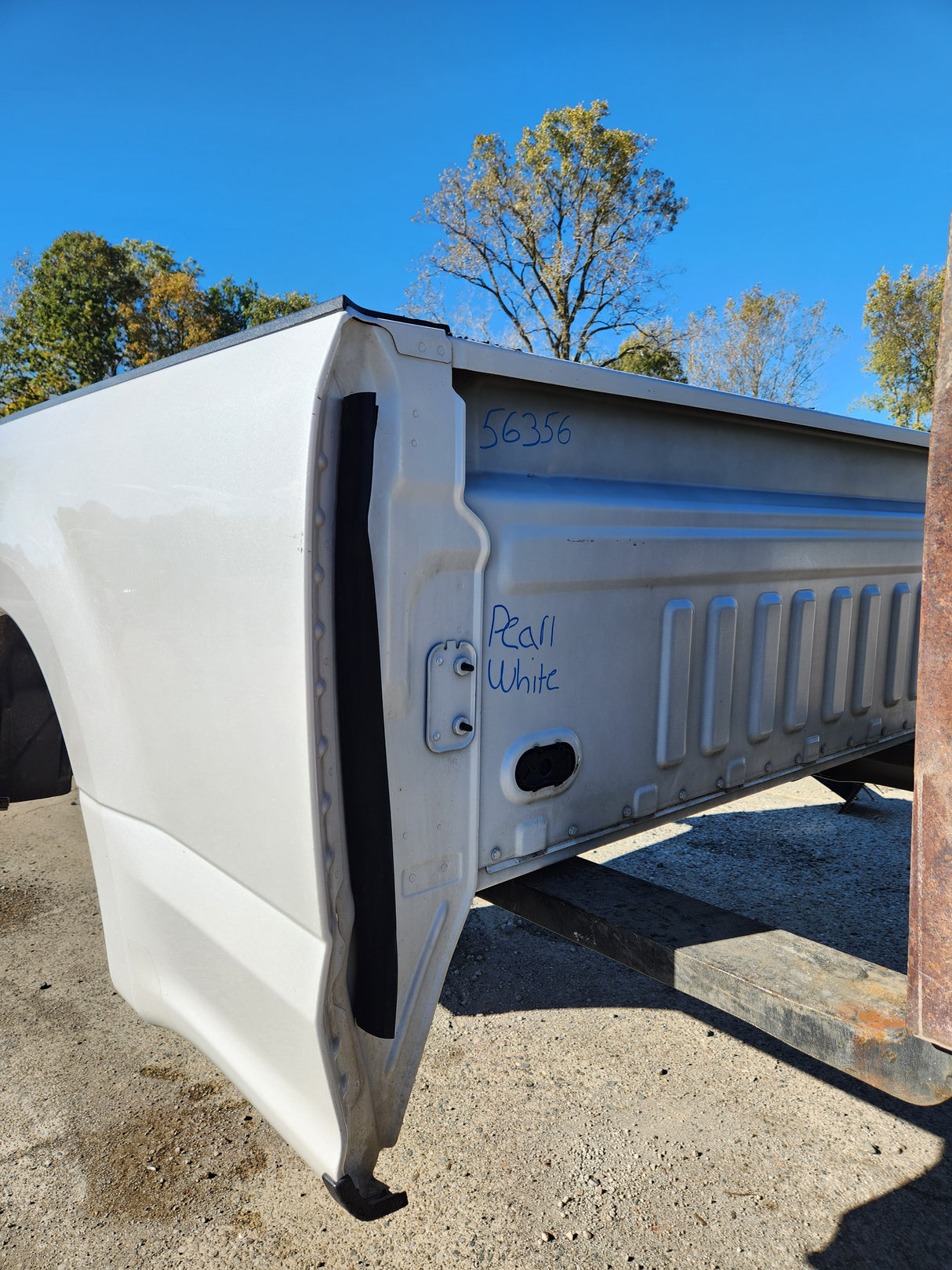 2017-2022 Ford F250 F350 Super Duty 6' 9" Short Truck Bed - Pearl Metallic White
