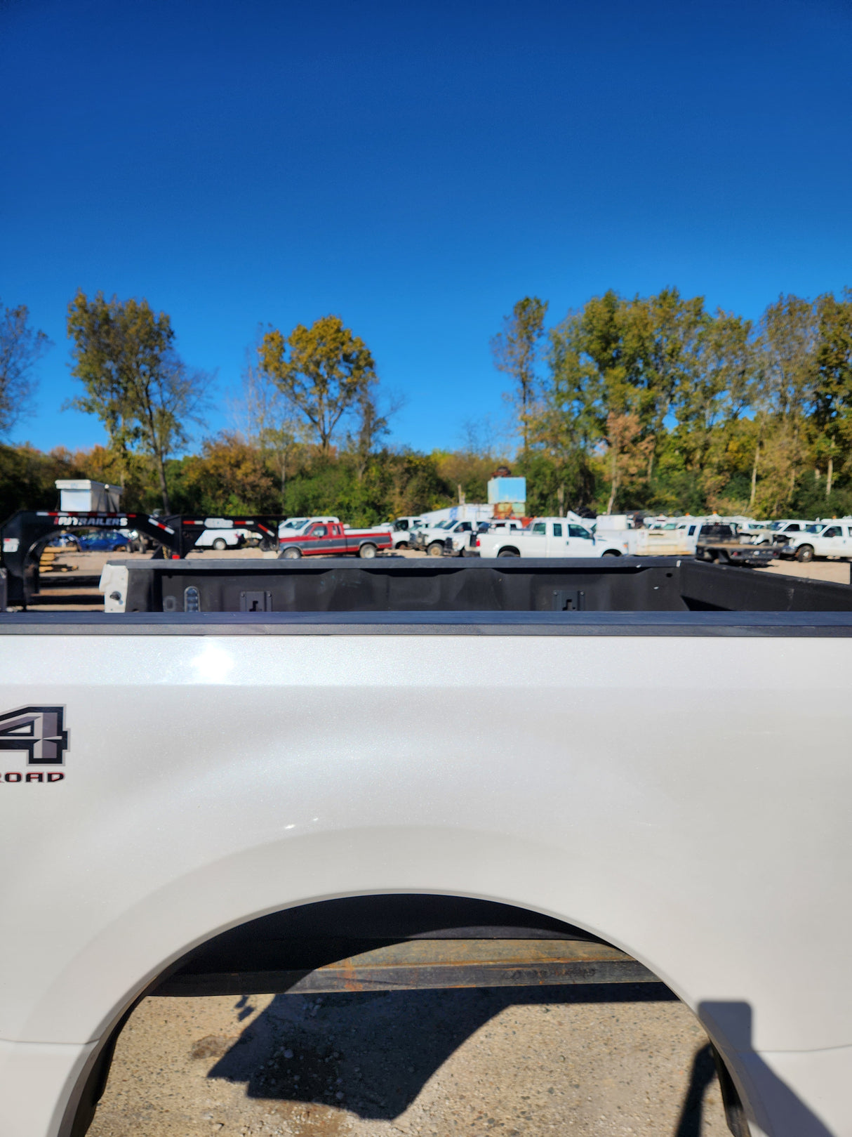 2017-2022 Ford F250 F350 Super Duty 6' 9" Short Truck Bed - Pearl Metallic White