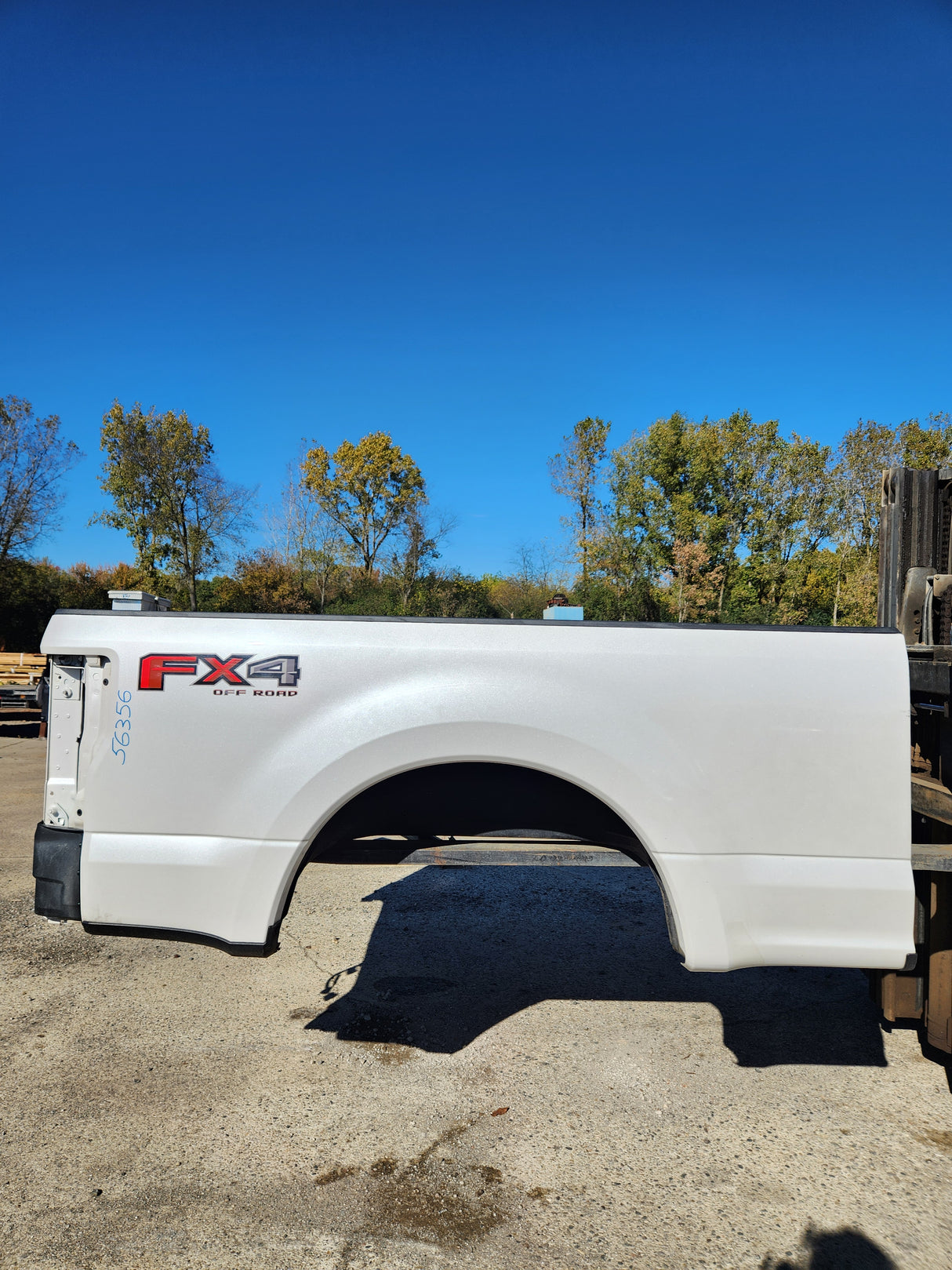 2017-2022 Ford F250 F350 Super Duty 6' 9" Short Truck Bed - Pearl Metallic White