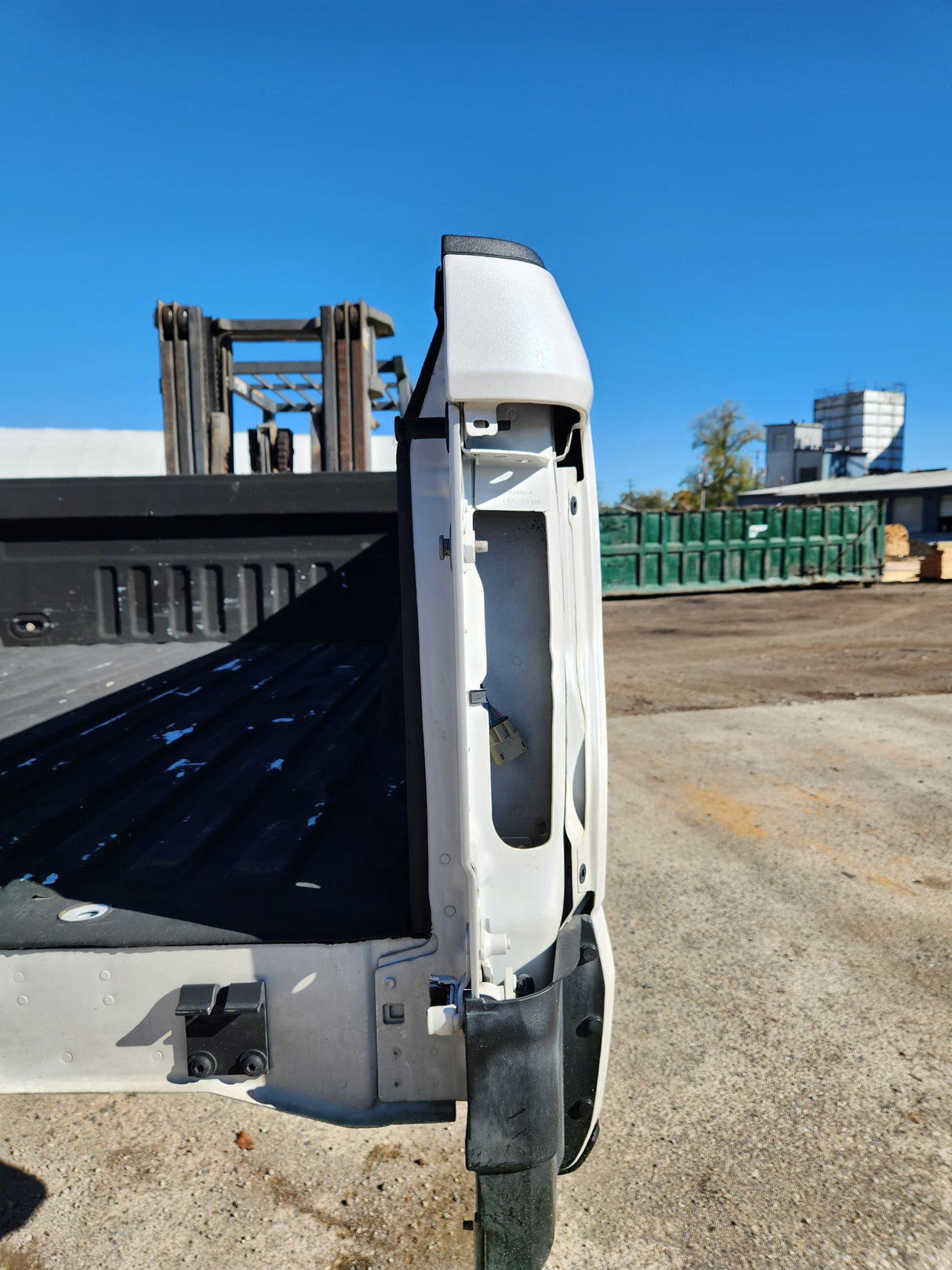 2017-2022 Ford F250 F350 Super Duty 6' 9" Short Truck Bed - Pearl Metallic White