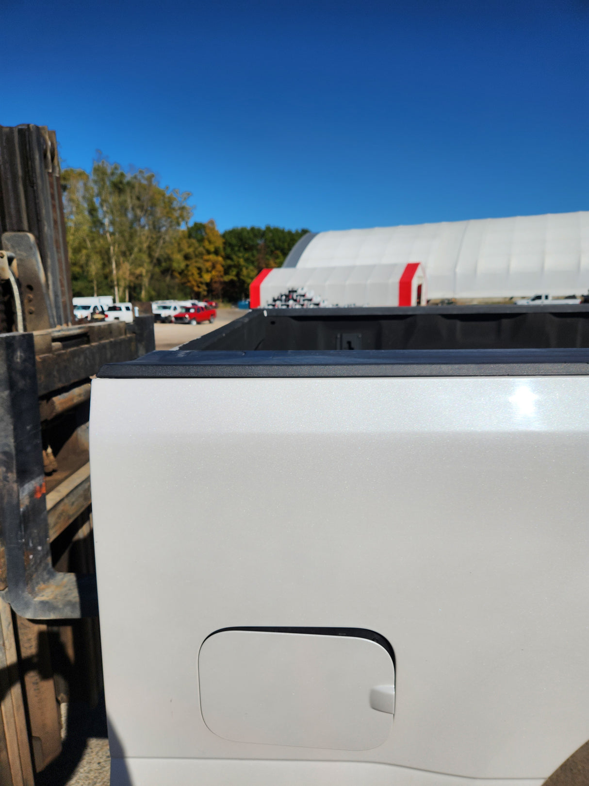 2017-2022 Ford F250 F350 Super Duty 6' 9" Short Truck Bed - Pearl Metallic White