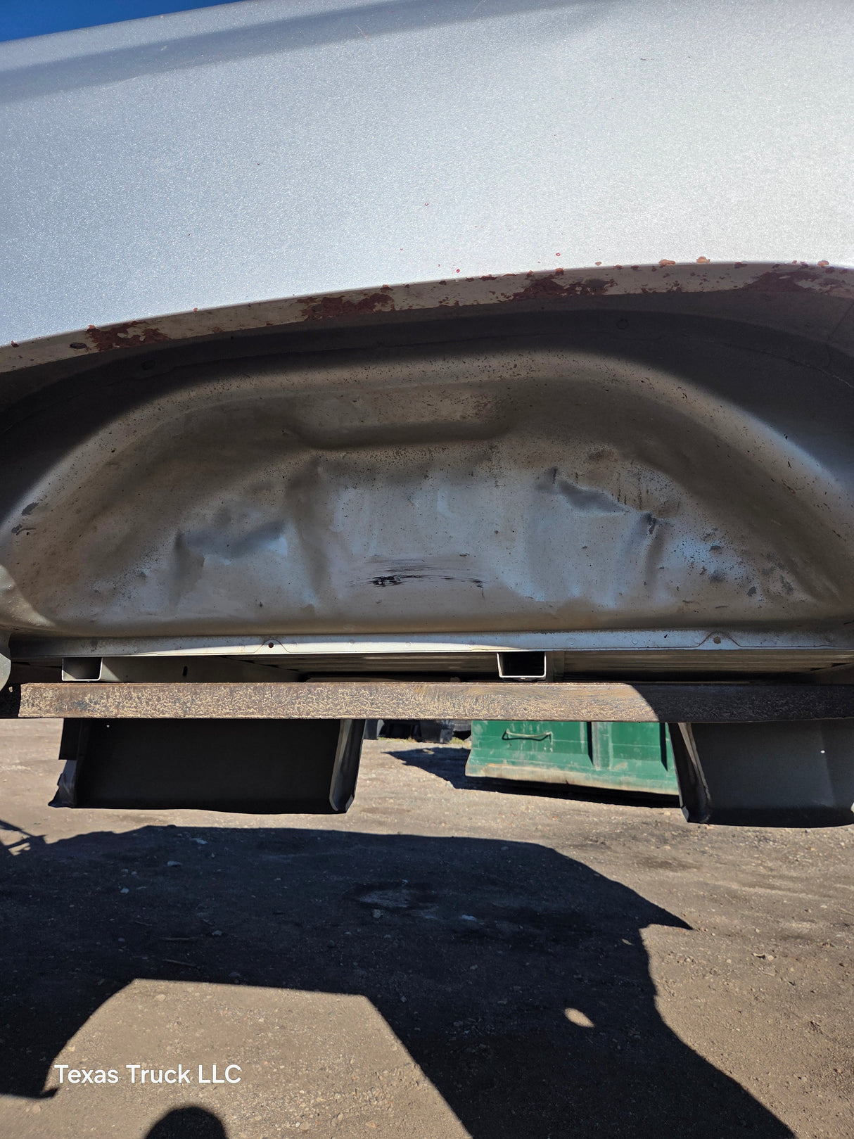 2007-2013 Chevrolet Silverado 1500 2500 3500 HD 8' Long Bed - Silver