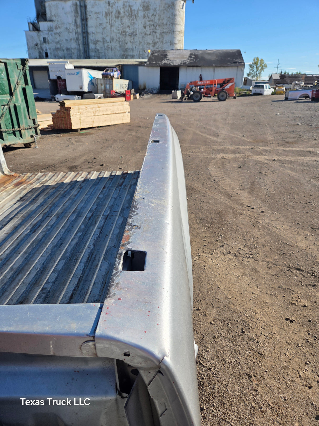 2007-2013 Chevrolet Silverado 1500 2500 3500 HD 8' Long Bed - Silver
