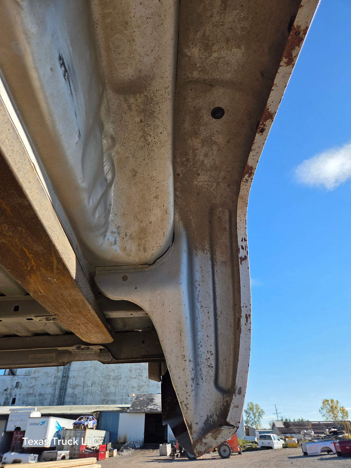 2007-2013 Chevrolet Silverado 1500 2500 3500 HD 8' Long Bed - Silver