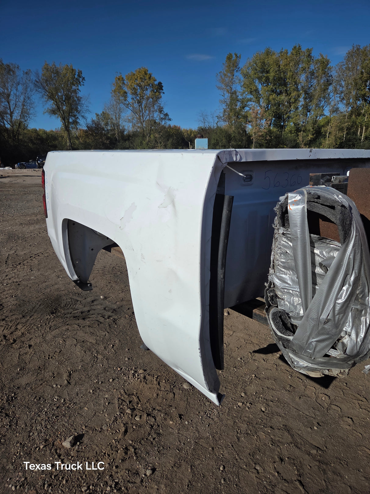 2014-2019 Chevrolet Silverado 1500 5' 8" Short Bed - Summit White