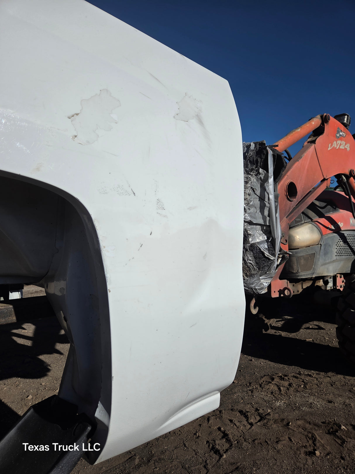 2014-2019 Chevrolet Silverado 1500 5' 8" Short Bed - Summit White
