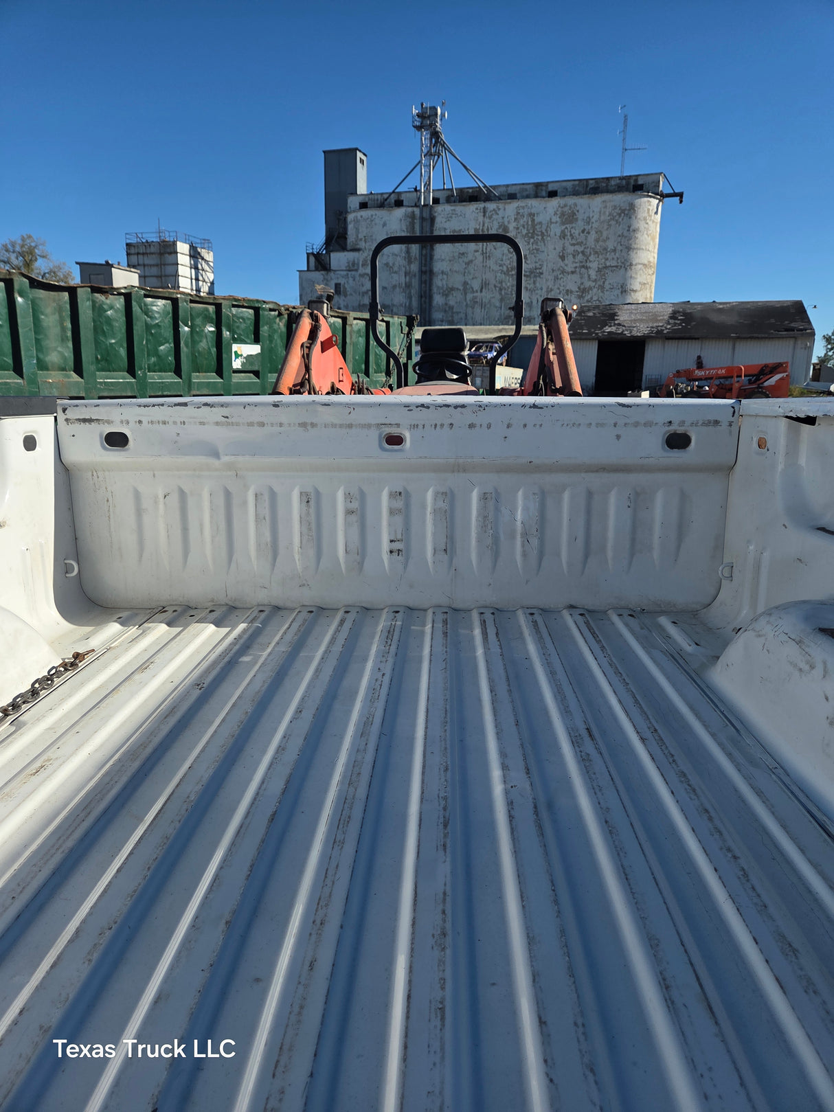 2014-2019 Chevrolet Silverado 1500 5' 8" Short Bed - Summit White
