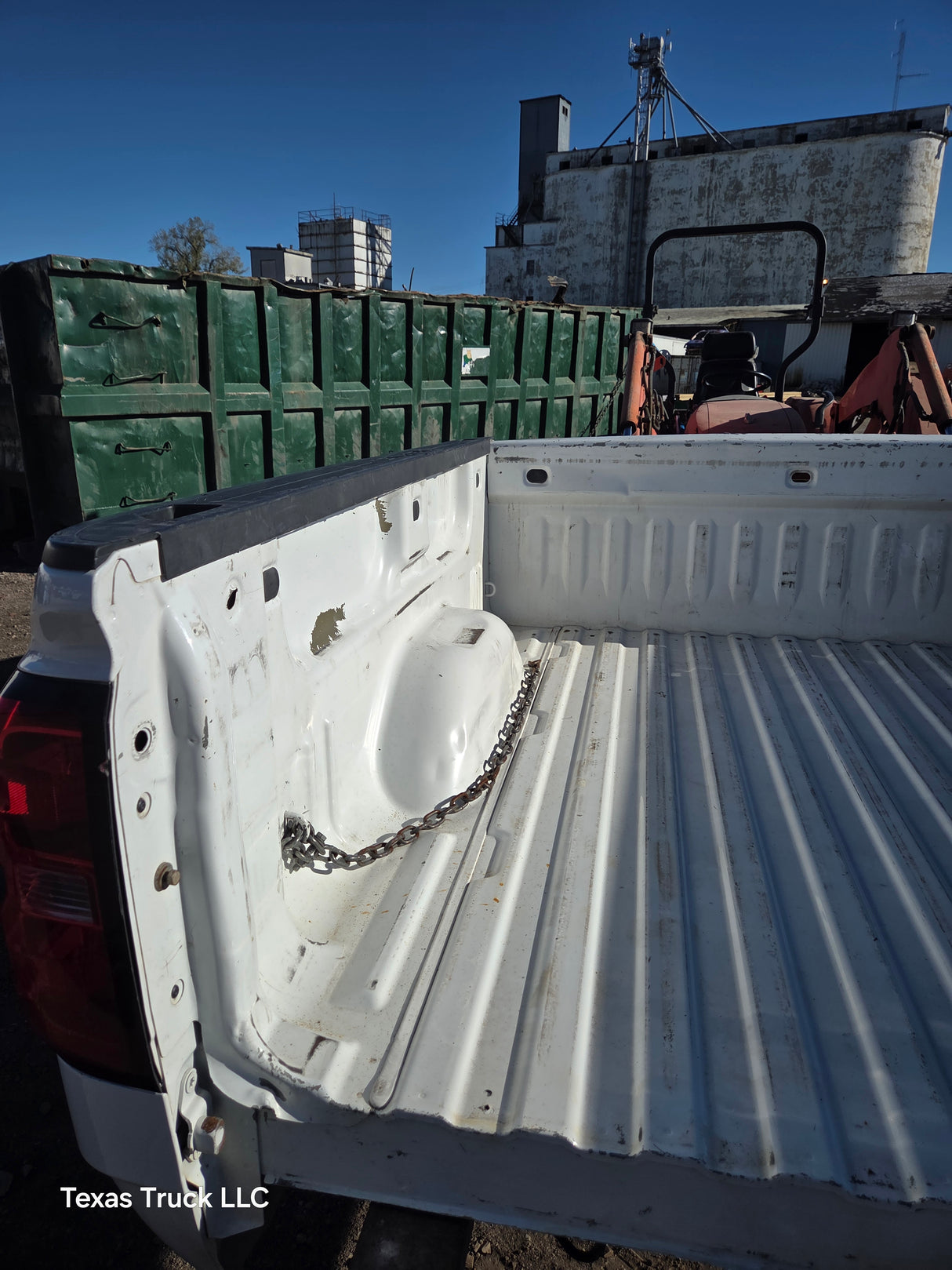 2014-2019 Chevrolet Silverado 1500 5' 8" Short Bed - Summit White