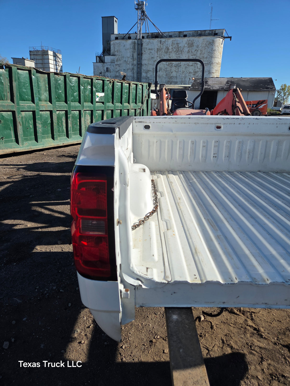 2014-2019 Chevrolet Silverado 1500 5' 8" Short Bed - Summit White