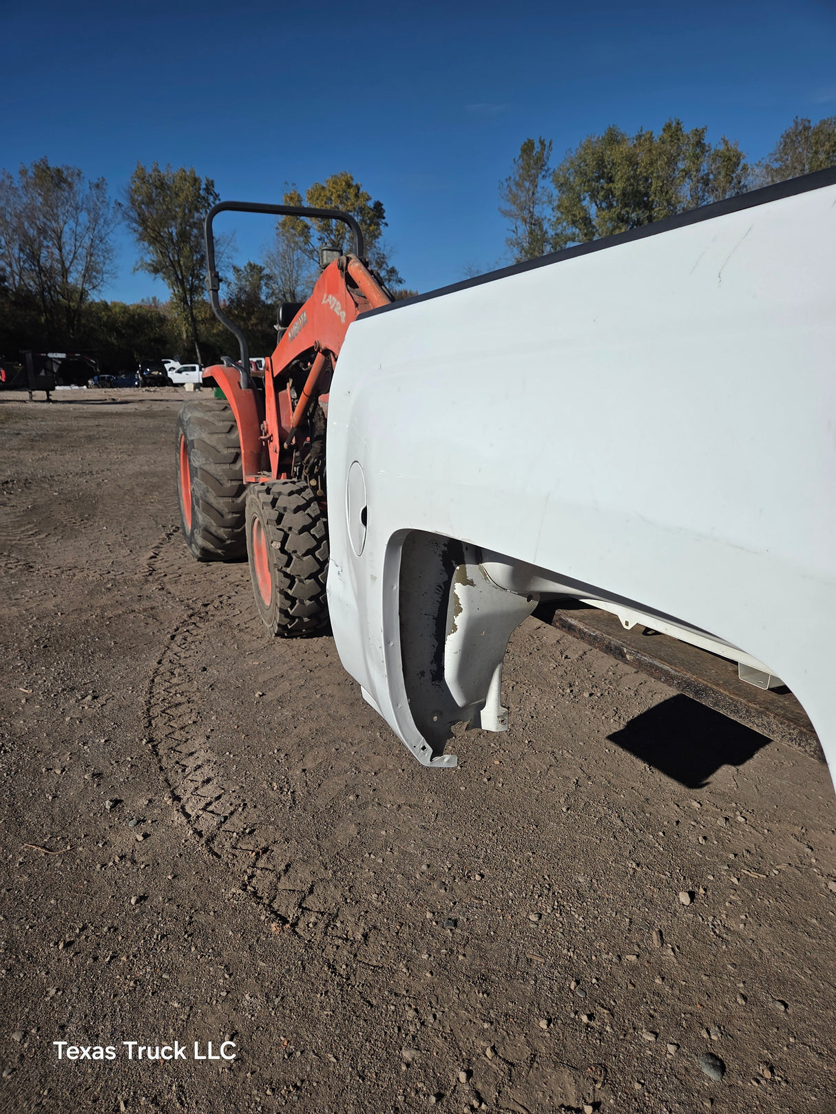 2014-2019 Chevrolet Silverado 1500 5' 8" Short Bed - Summit White